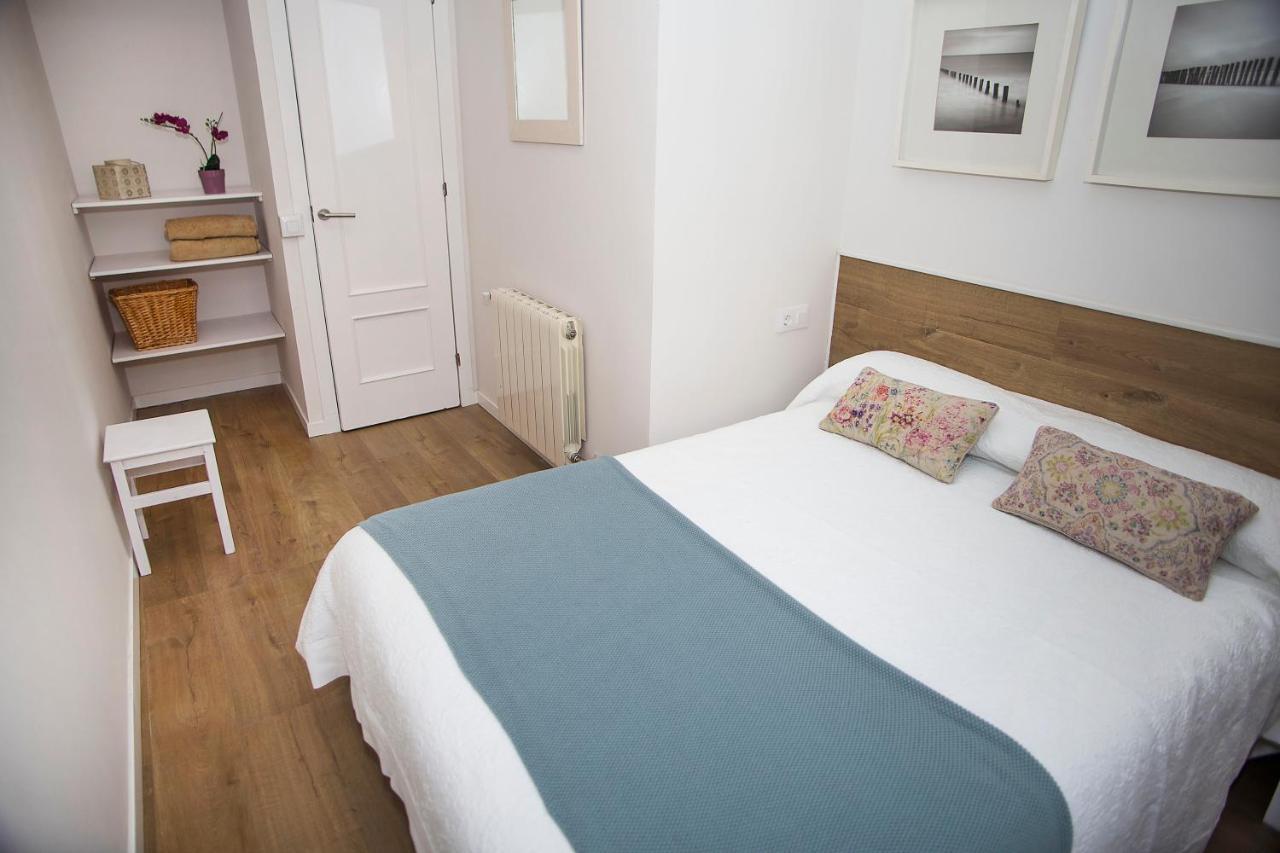 Mai & Maud Ronda Apartment Barcelona Ngoại thất bức ảnh