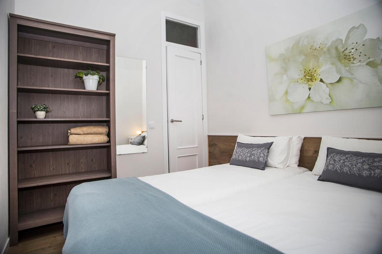 Mai & Maud Ronda Apartment Barcelona Ngoại thất bức ảnh